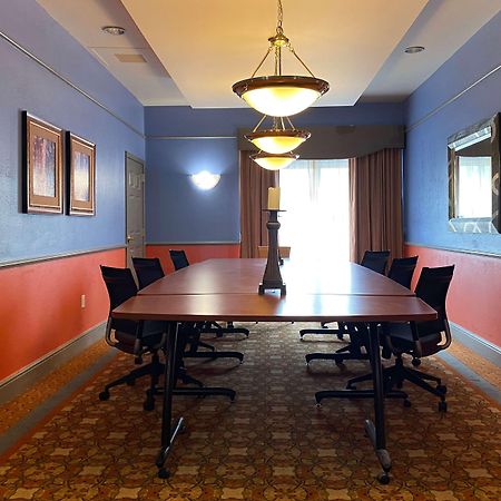 La Quinta By Wyndham Islip - Macarthur Airport Bohemia Luaran gambar