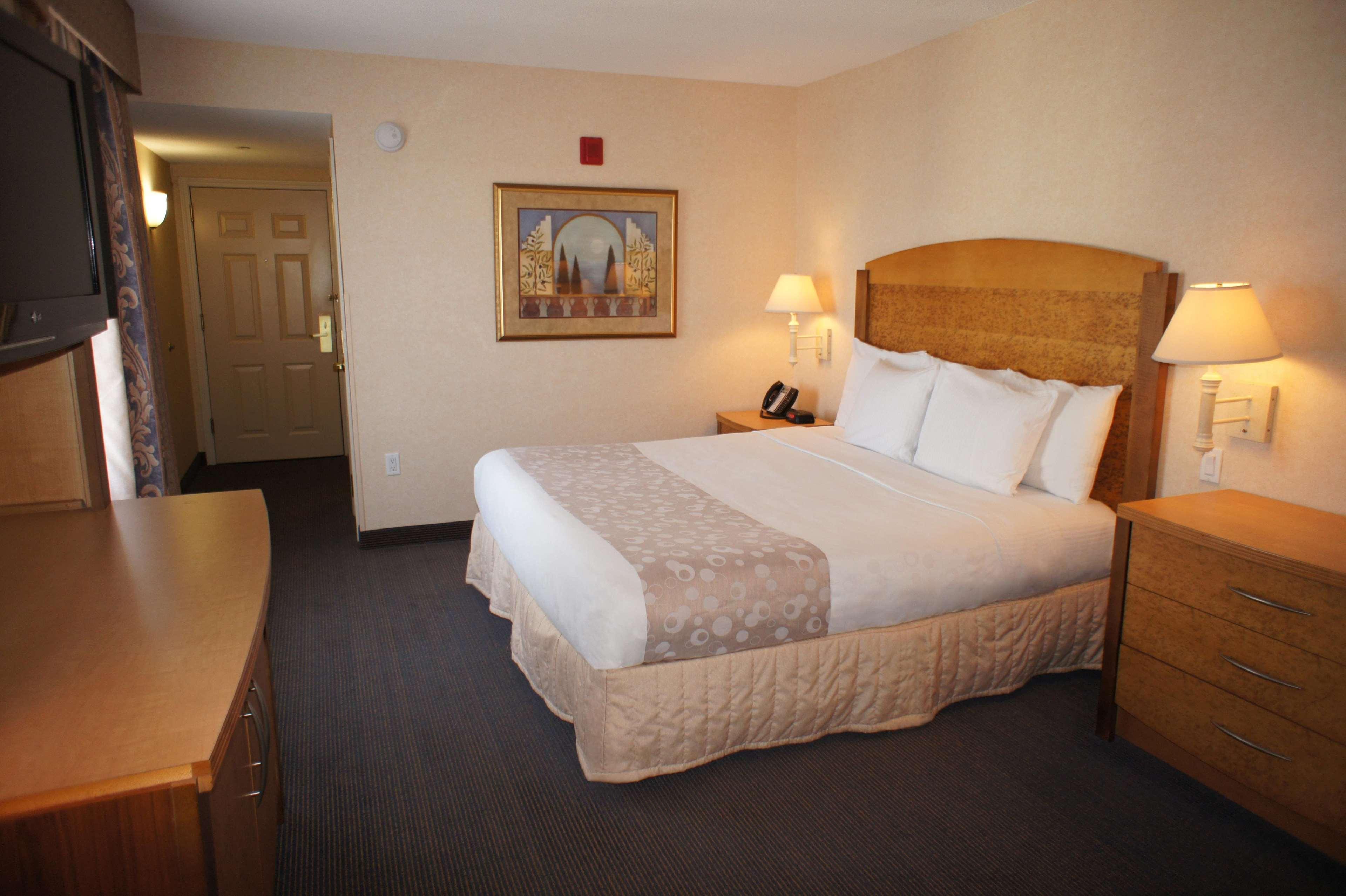 La Quinta By Wyndham Islip - Macarthur Airport Bohemia Luaran gambar